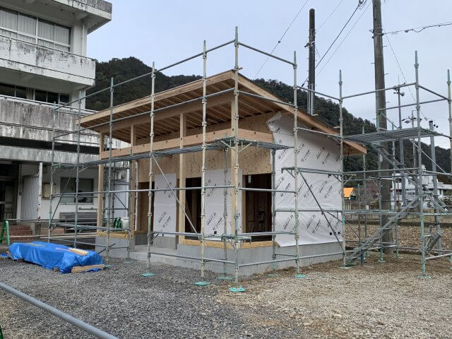 建て方工事_美濃市洲原公衆トイレ | 建て方